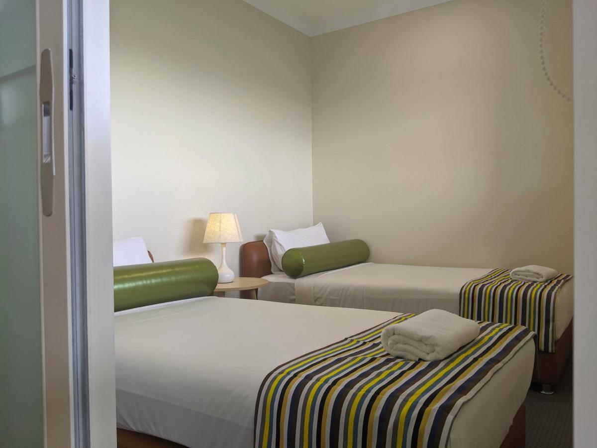 The Windsor, And Apartments, 4* Brisbane