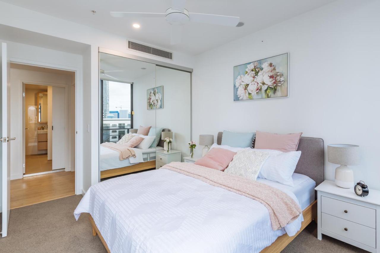 Airtrip On Cordelia St Apartment