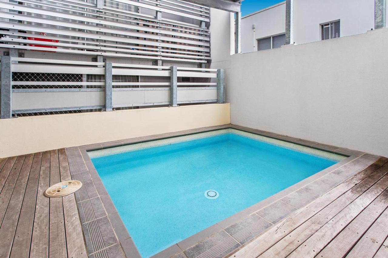 Stylish Valley Unit With Terrace And Pool Apartment