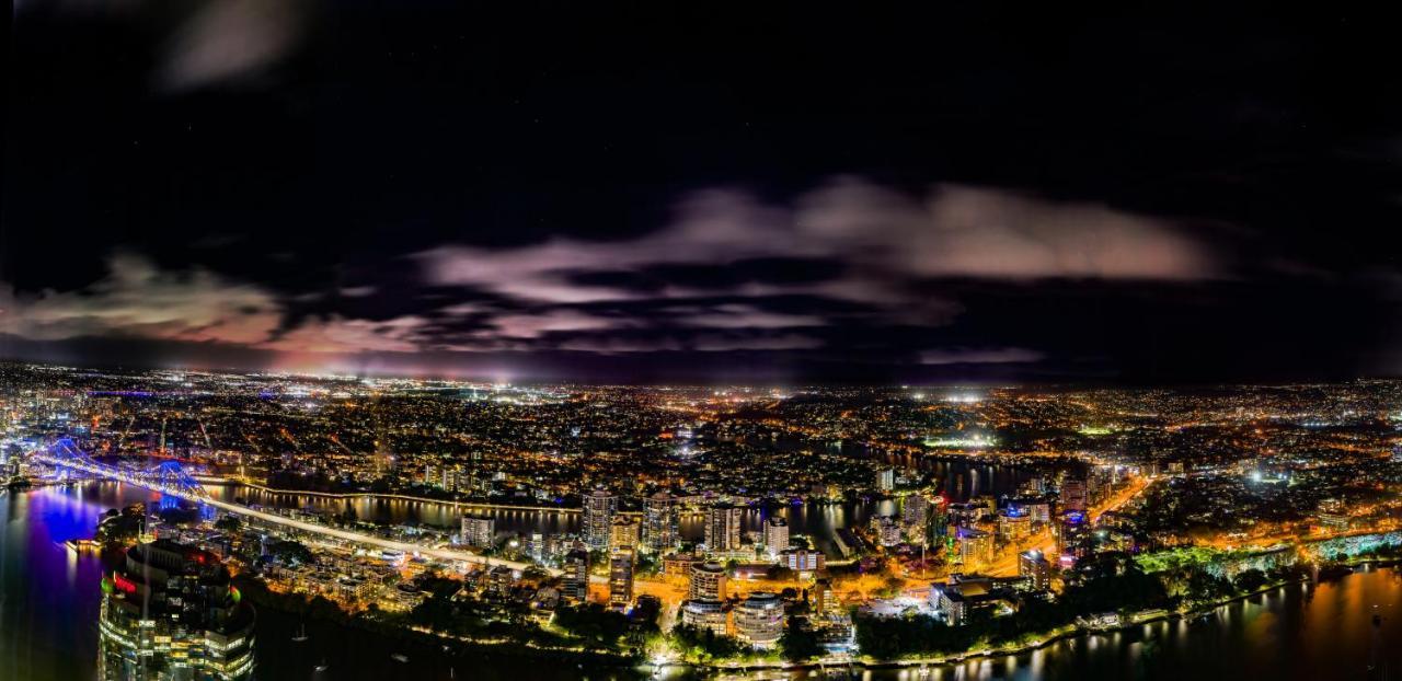 Hamptons Retreat On Level 77 Skytower * Brisbane