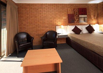 Motel Airport Admiralty