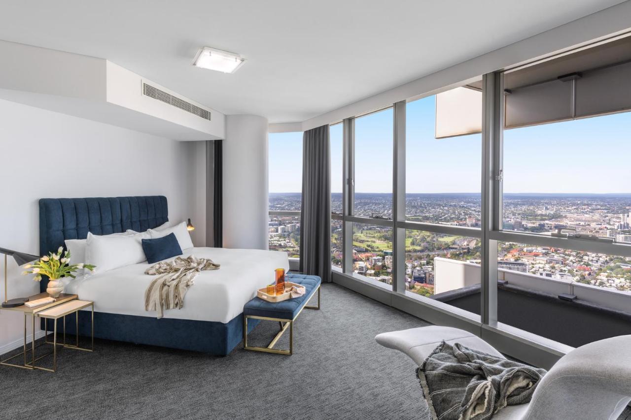 Meriton Herschel Street, 5* Brisbane