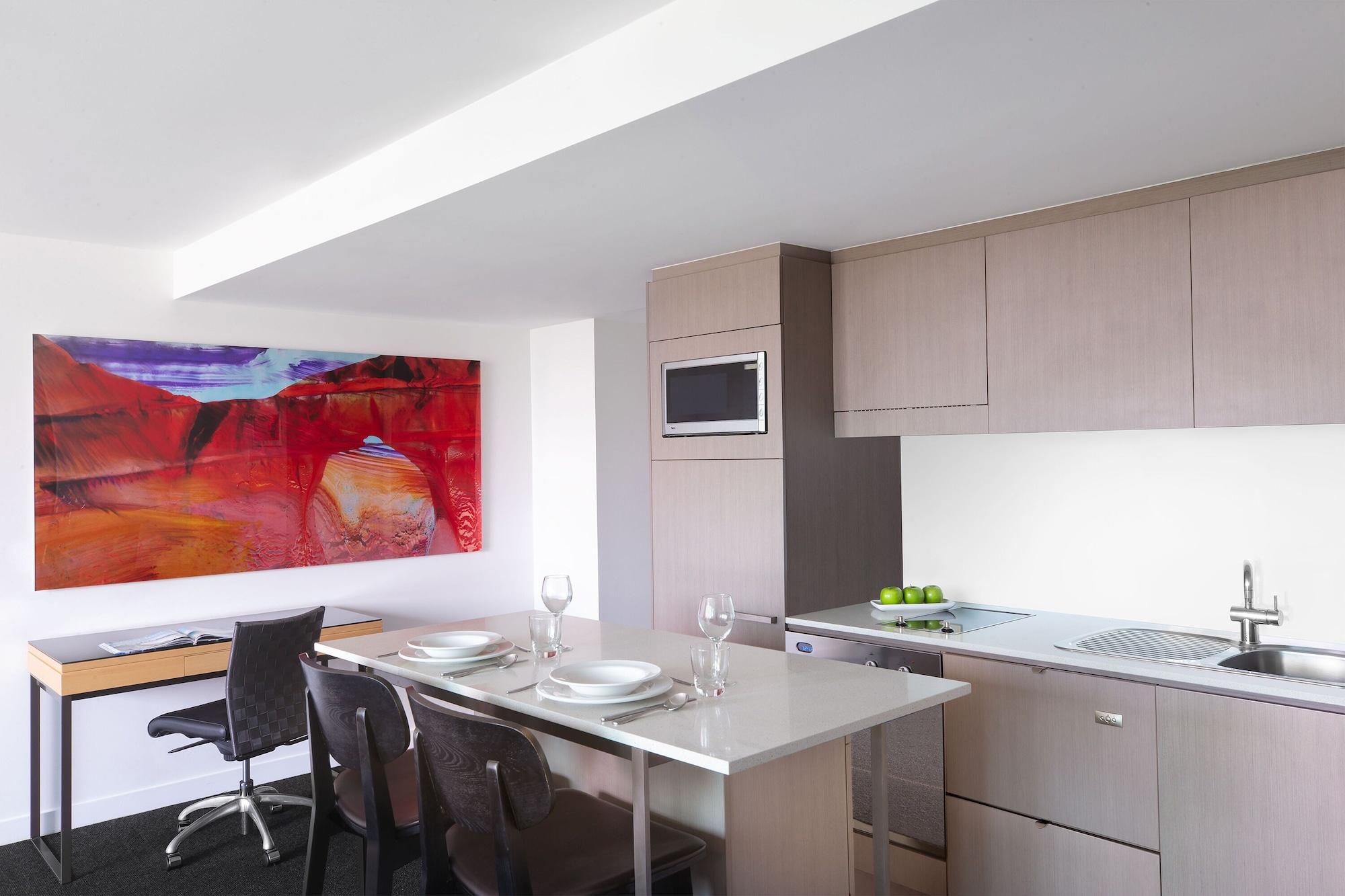 Mantra South Bank 4*