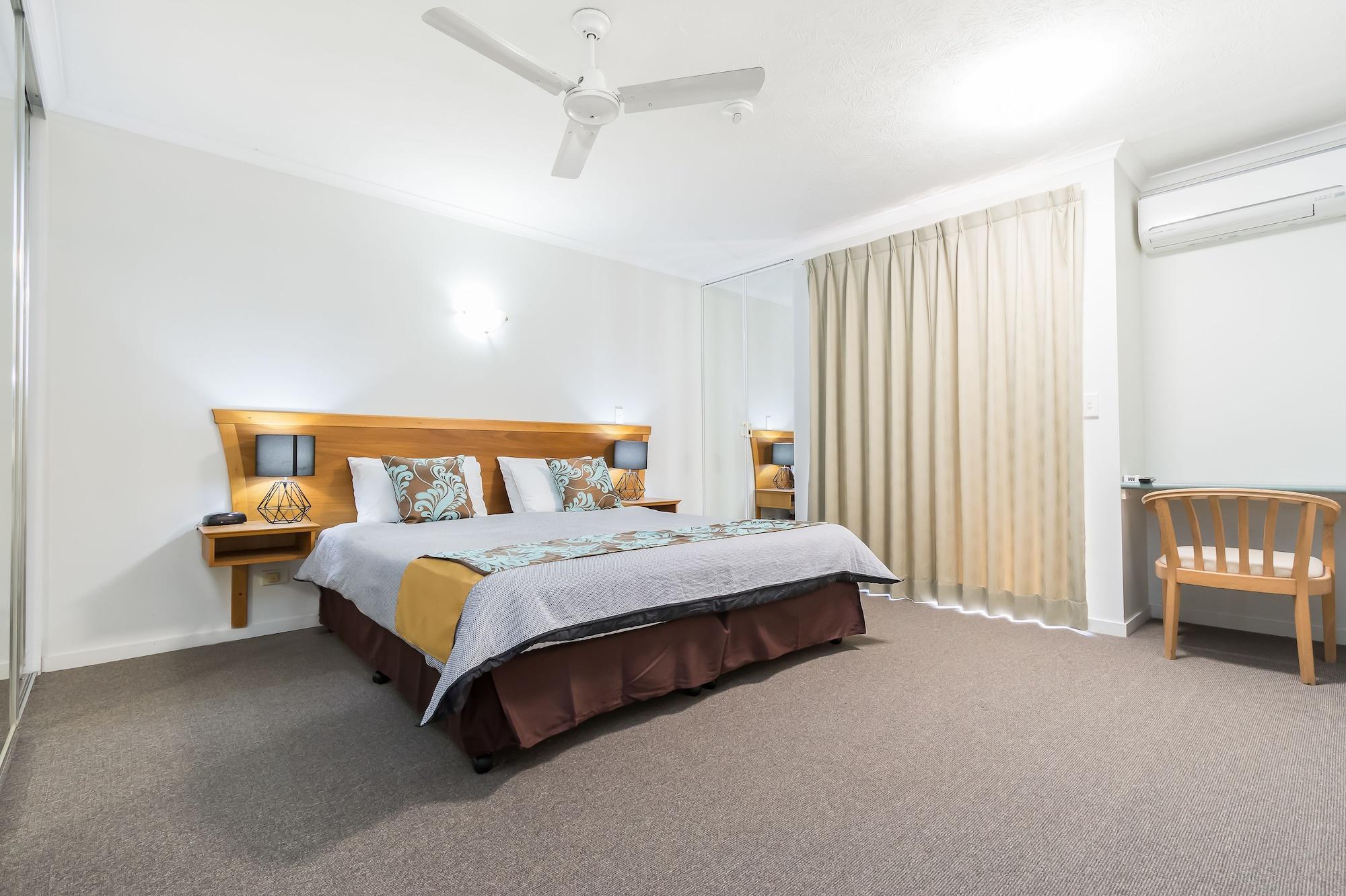 Parkview Aparthotel 4*