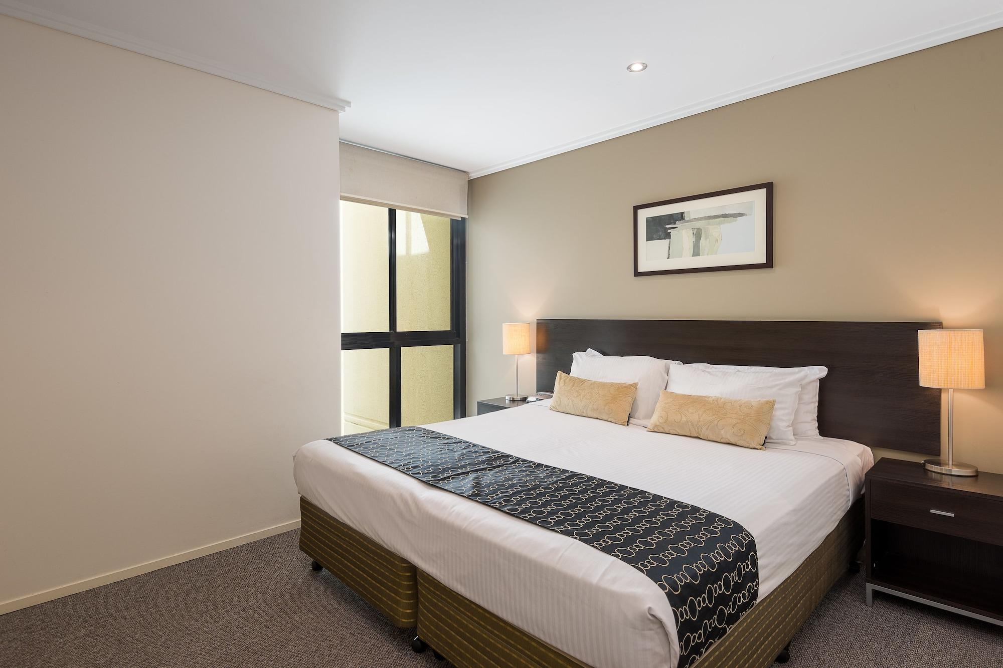 Quest River Park Aparthotel 4*
