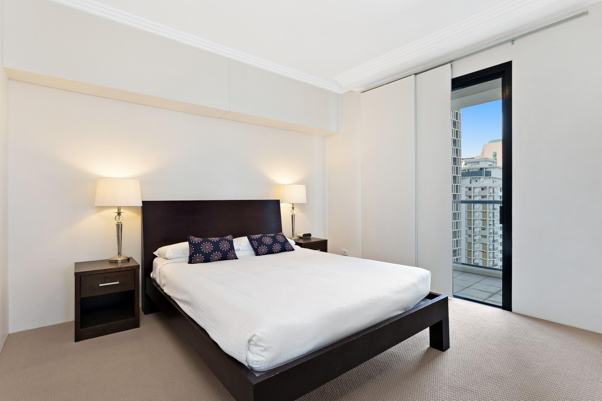 Republic City Aparthotel 4*