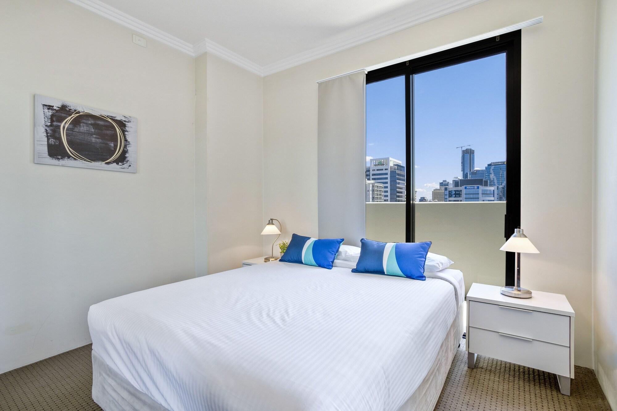 Republic City Aparthotel 4*