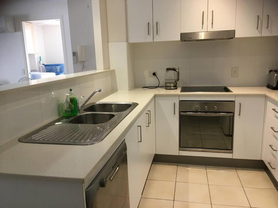 Apartment Merivale In South Two Beds Two Baths One Parking *