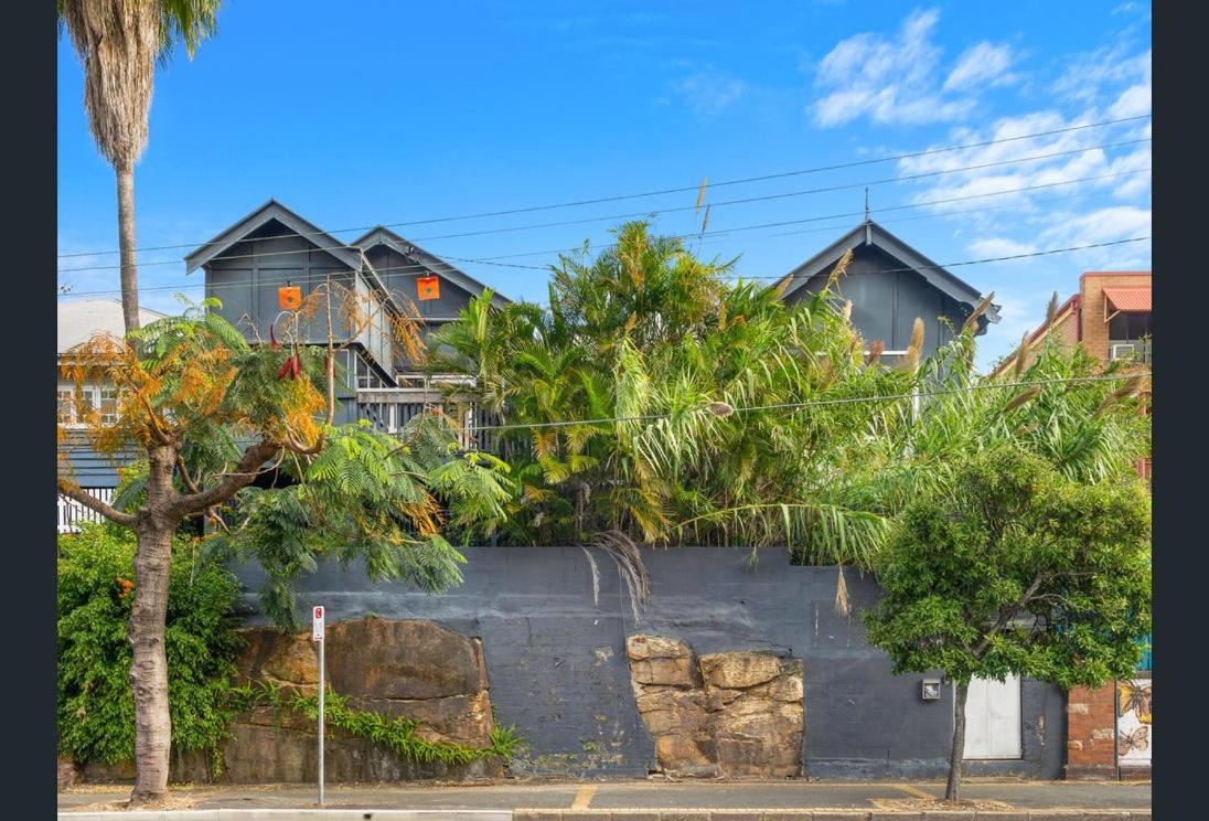 Jes Short Guest house Brisbane