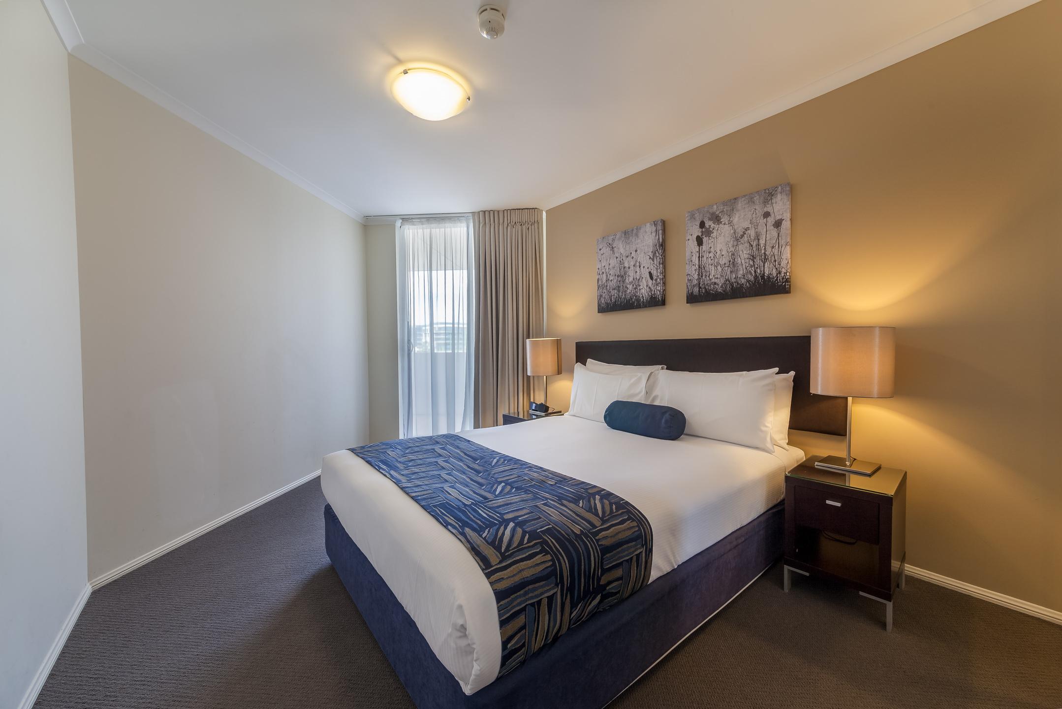 West End Aparthotel 4*