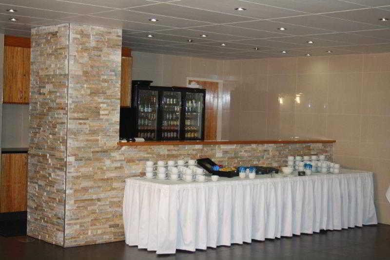 Quality Robertson Gardens 4*