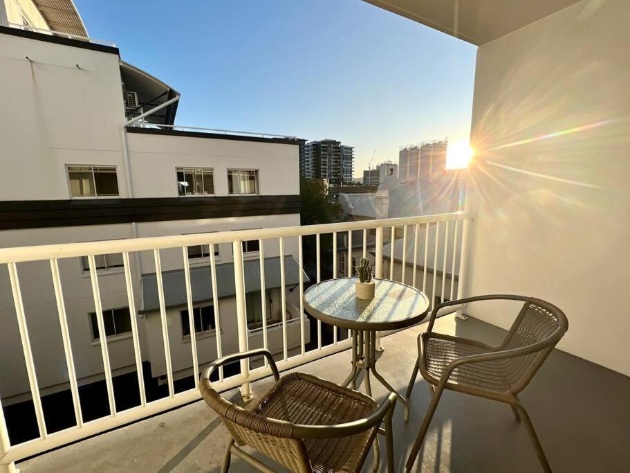 Apartment Comfortable & Cozy Southbank Pad, Sunny Pool & Gym