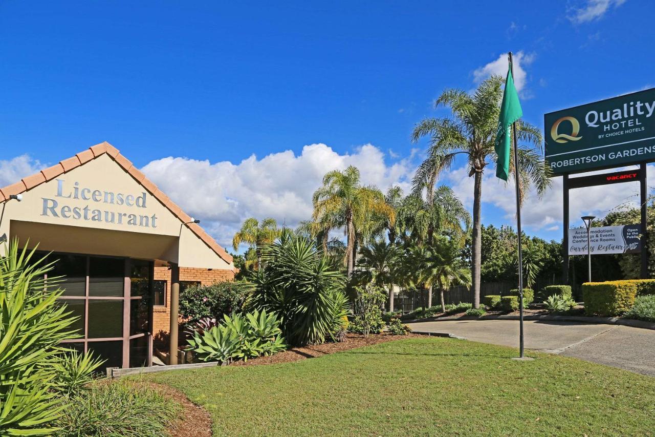 Quality Robertson Gardens Hotel 4*