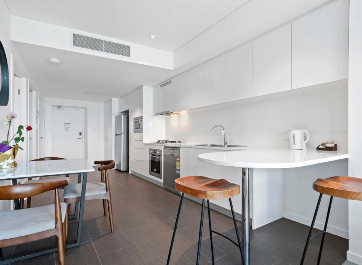 Lvl 24 Bluey Themed Family In The Heart Of Cbd By Stylish Apartment