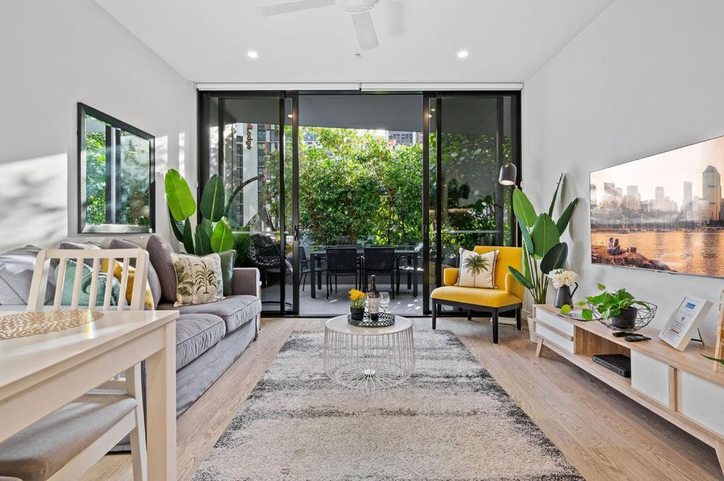 Apartment Southbank Heart+2 Bed+balcony+pool+gym+free Wifi Brisbane