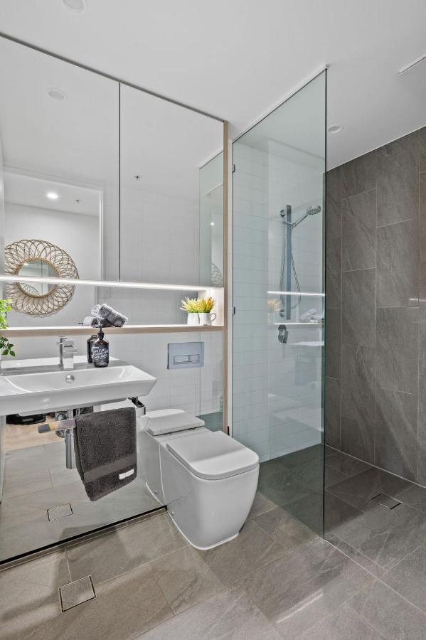Southbank Heart+2 Bed+balcony+pool+gym+free Wifi Apartment *