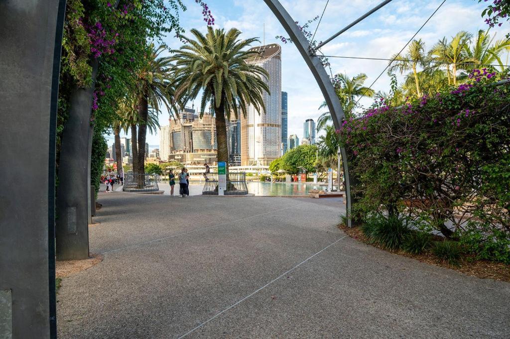 Apartment Southbank Heart+2 Bed+balcony+pool+gym+free Wifi