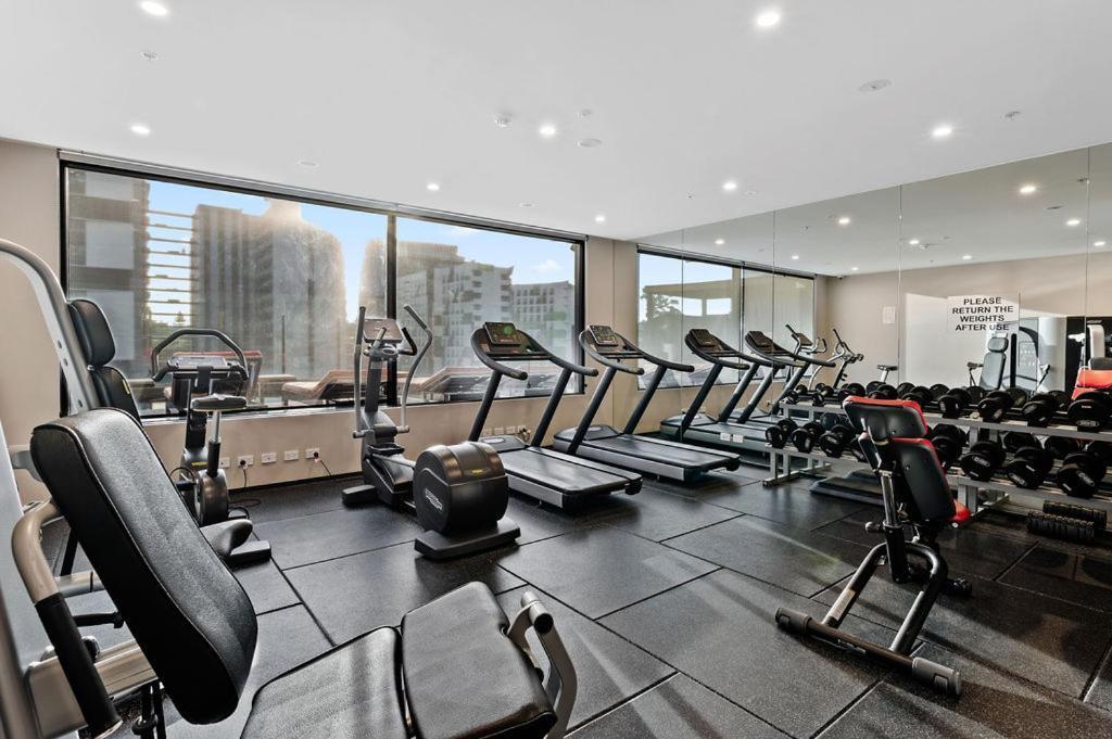 Southbank Heart+2 Bed+balcony+pool+gym+free Wifi