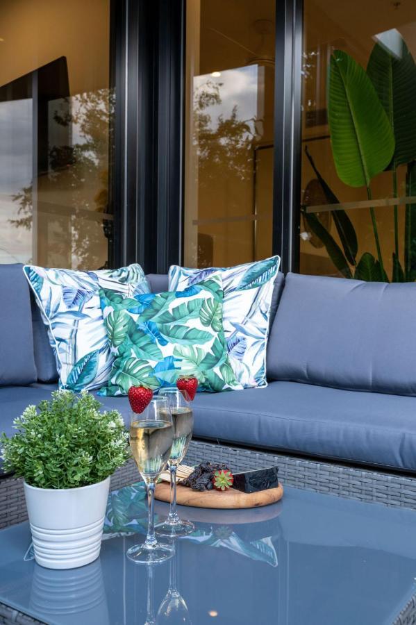 Southbank Heart+2 Bed+balcony+pool+gym+free Wifi * Brisbane