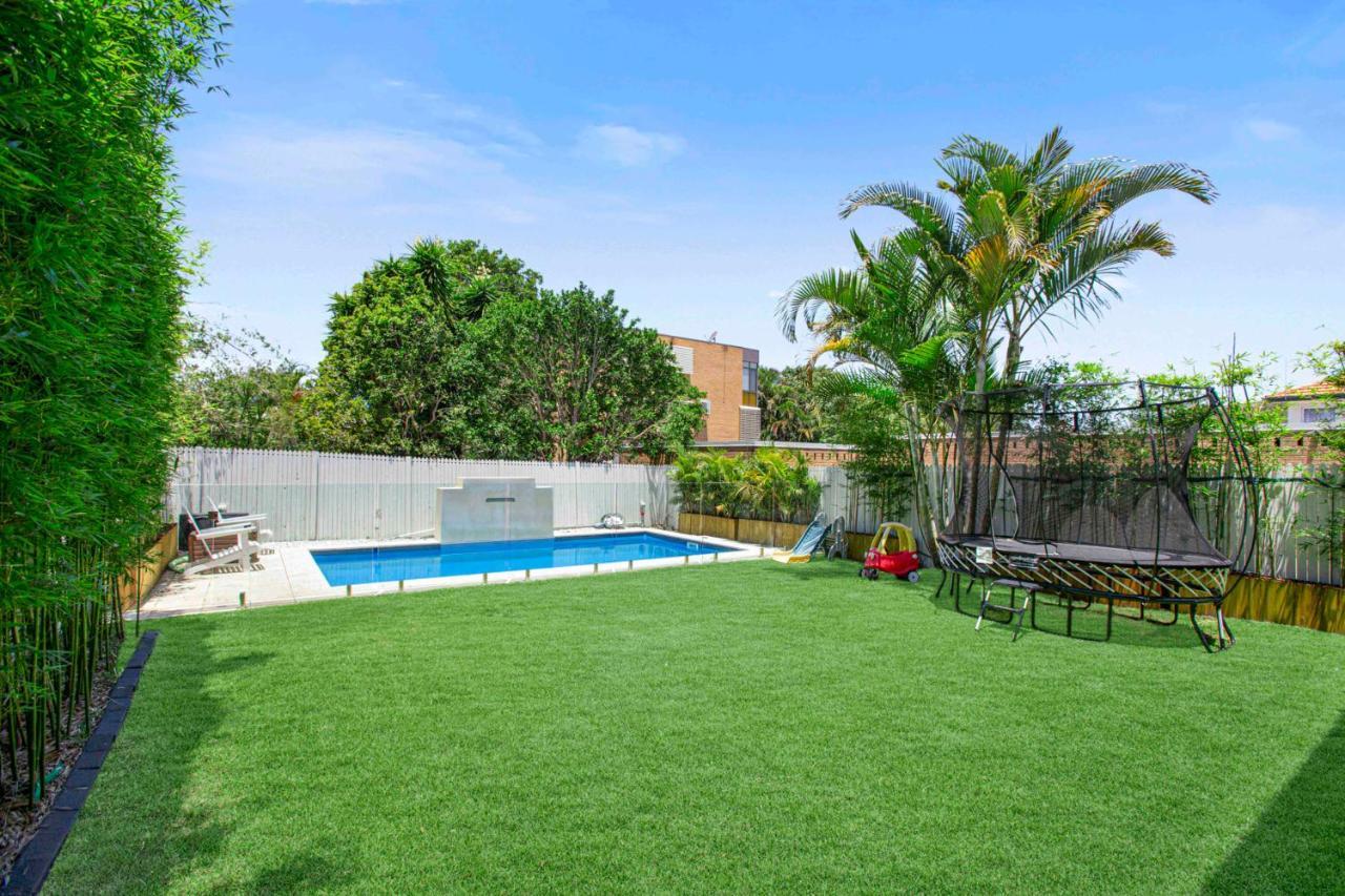 Manly Oasis, 5bd, 3 King Bd,pool Holiday home Brisbane