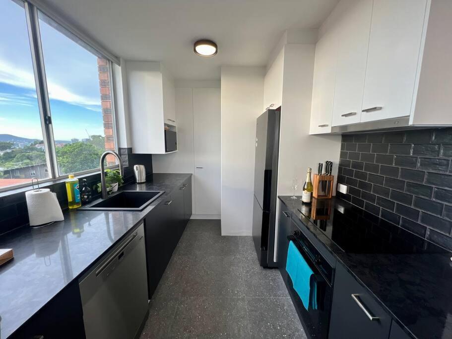 Spacious 2br Luxurious