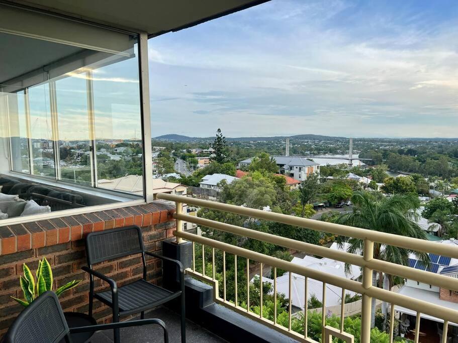 Spacious 2br Luxurious Brisbane