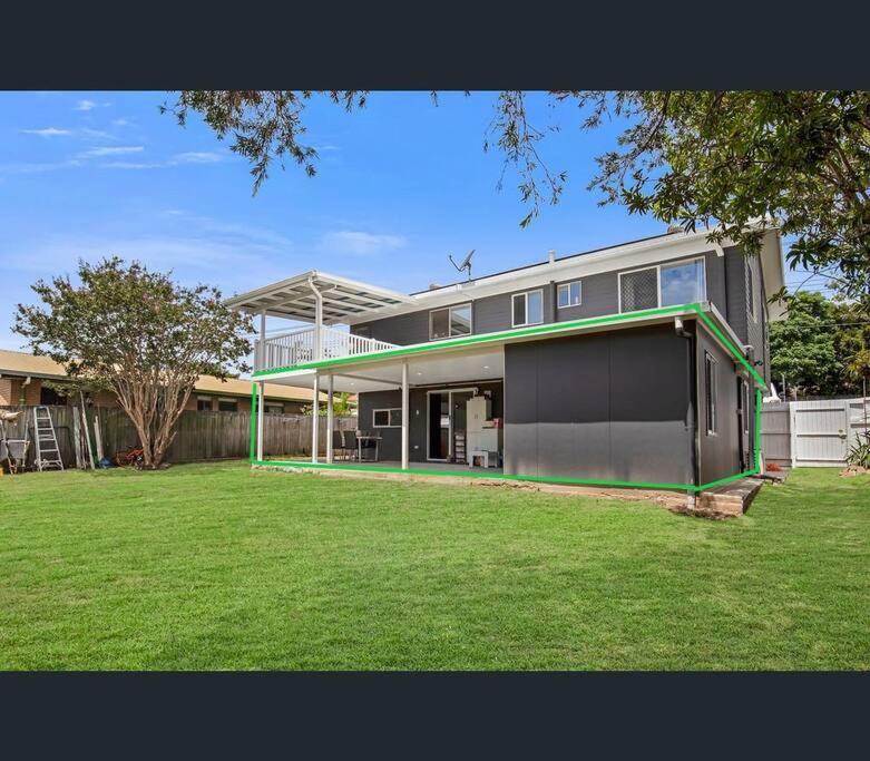 Holiday home Joyful 3 Beddies Downstairs House Brisbane