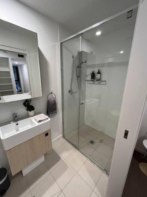 Apartment Luxe 2bed/2bath/park In Newstead