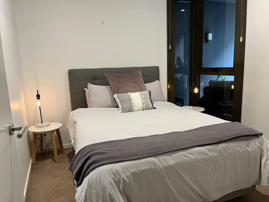Apartment Luxe 2bed/2bath/park In Newstead *