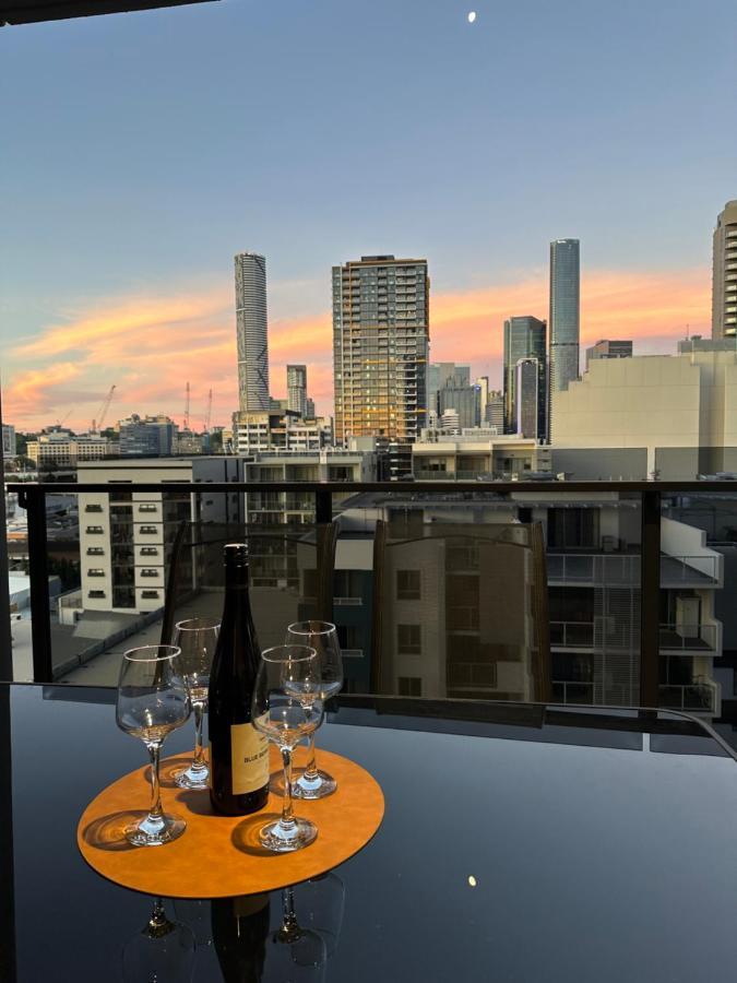 Apartment Inner Free Parking Indoor& Great Location&view&prem Netflix