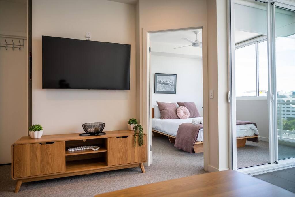 Modern 1-br Apt With Pool Access Apartamento
