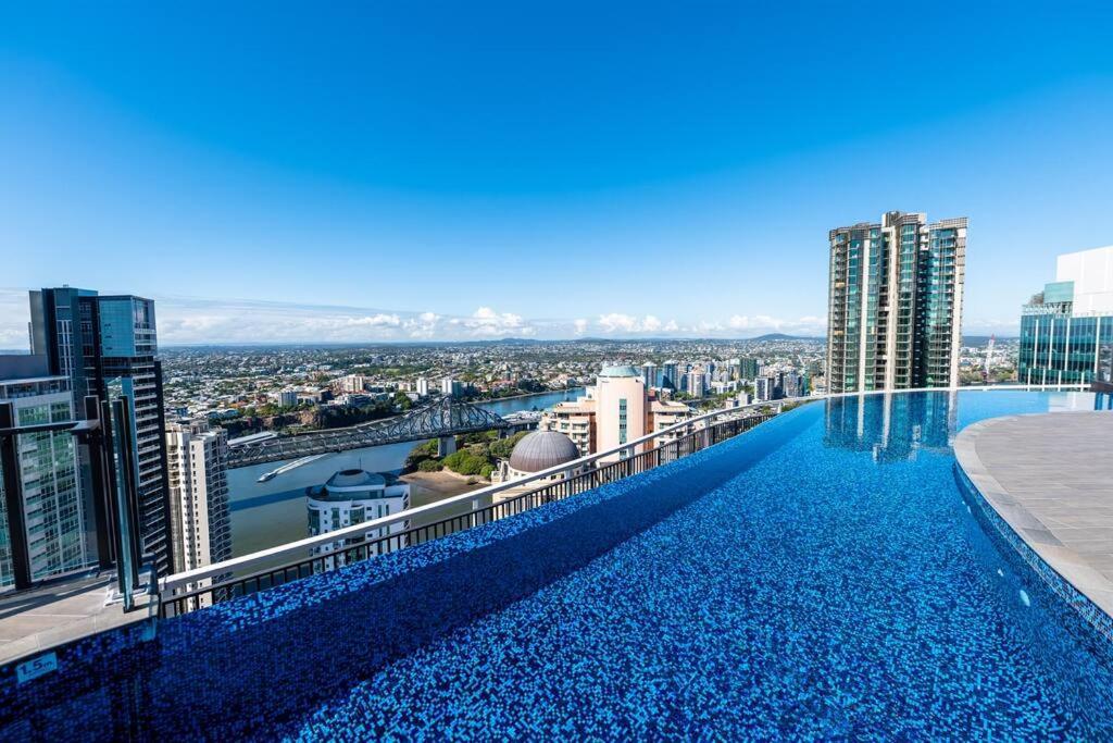 Luxurious 2br With Infinity Pool Apartamento *