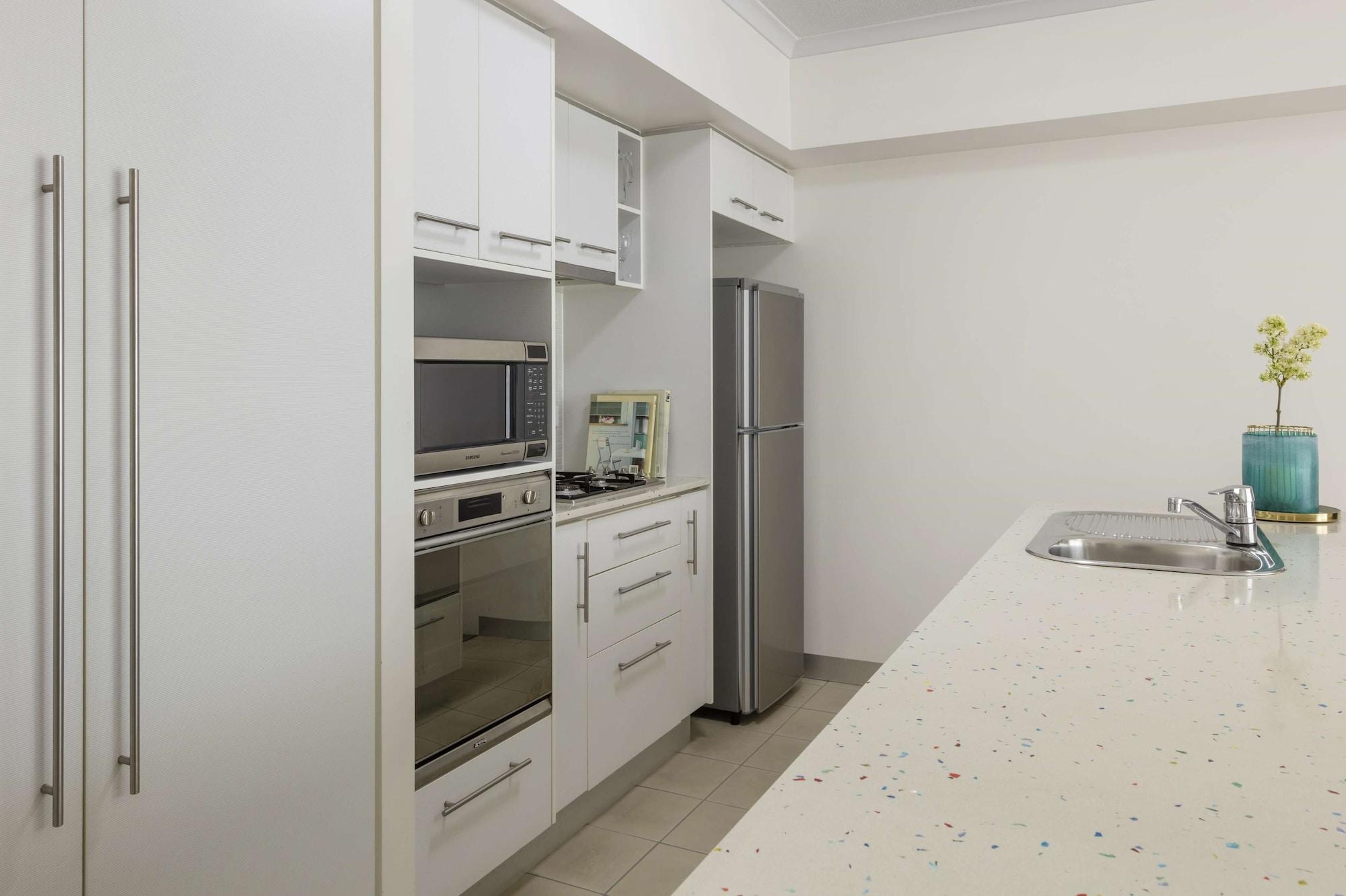 Oaks River Aparthotel Brisbane