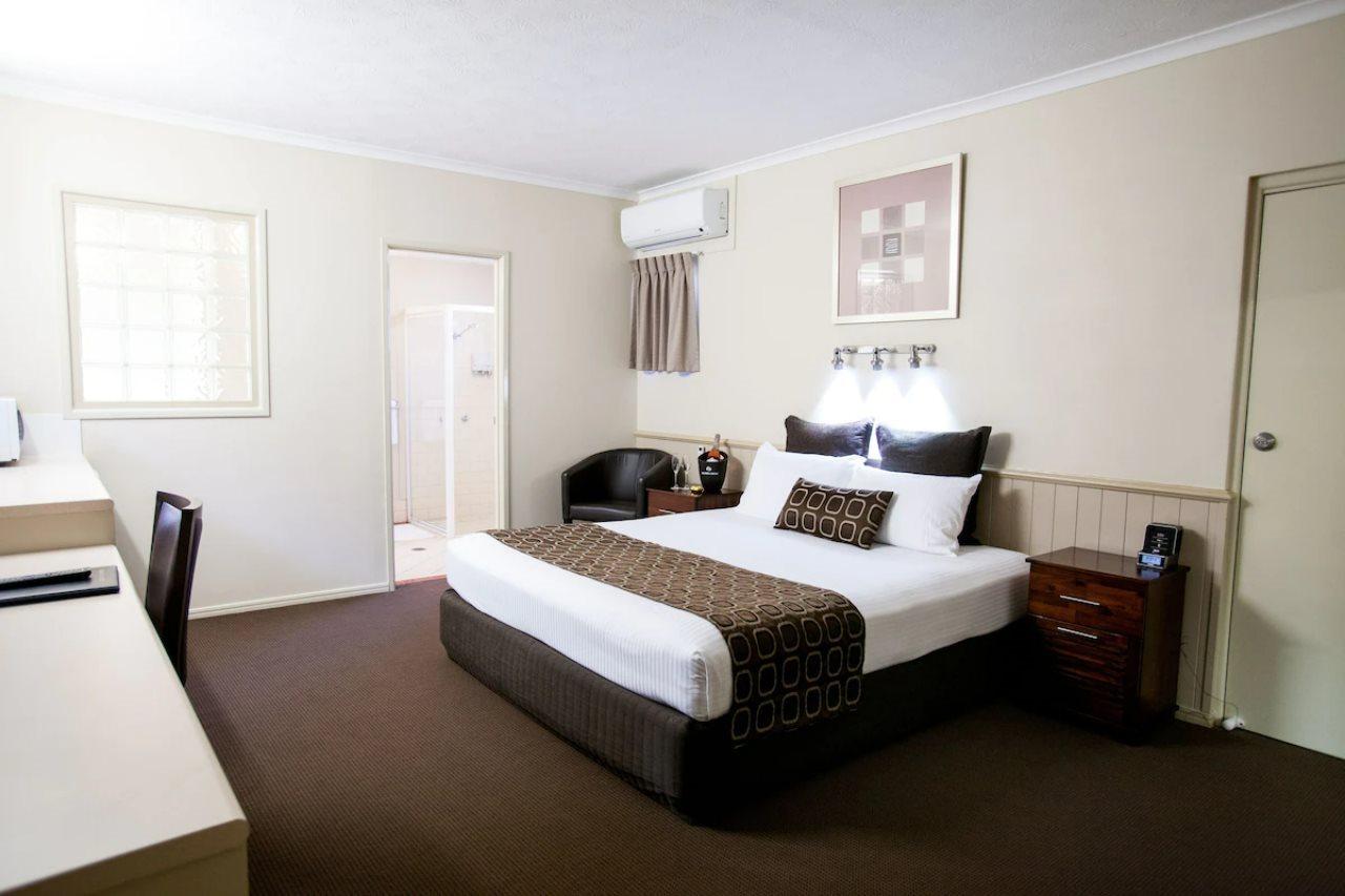 Hotel Quality Robertson Gardens 4*