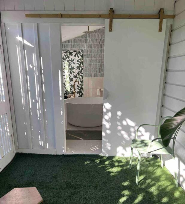 Villa Artists Brisbane