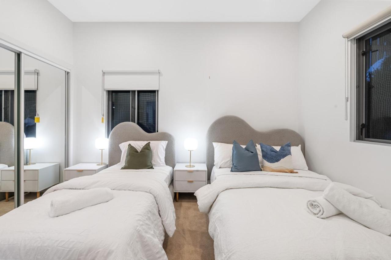 The Hampton Retreat - 6br 16 Guest Pet Friendly House Casa de férias *