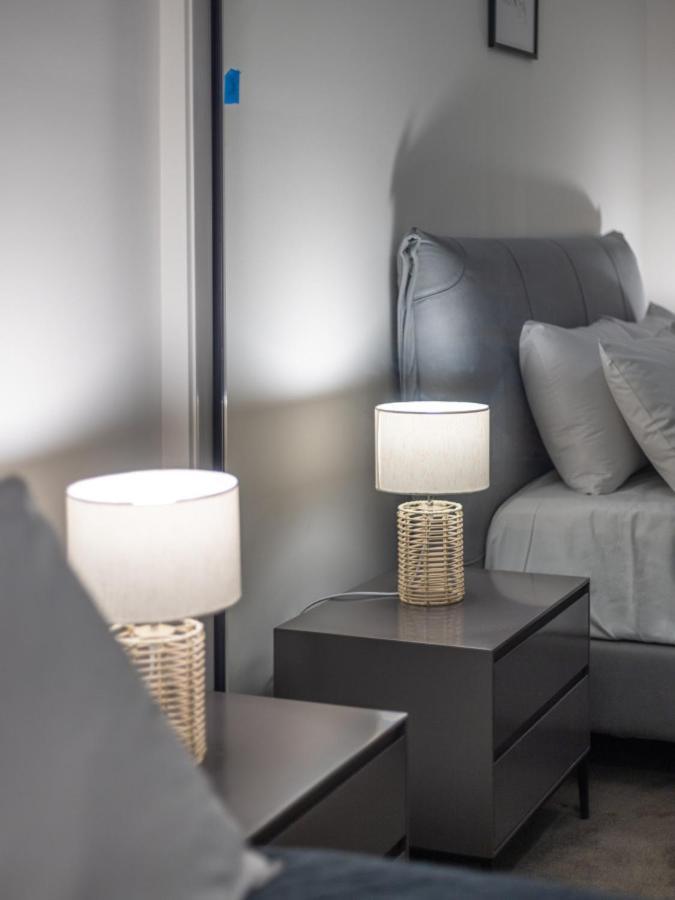 Conveniently Located Luxury 4br Townhouse Holiday home