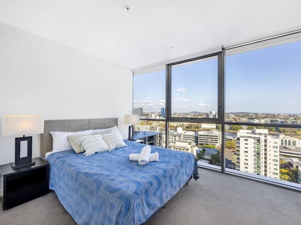 Apartment Riverview 2br Delicate Apt, 1min To Train Station *