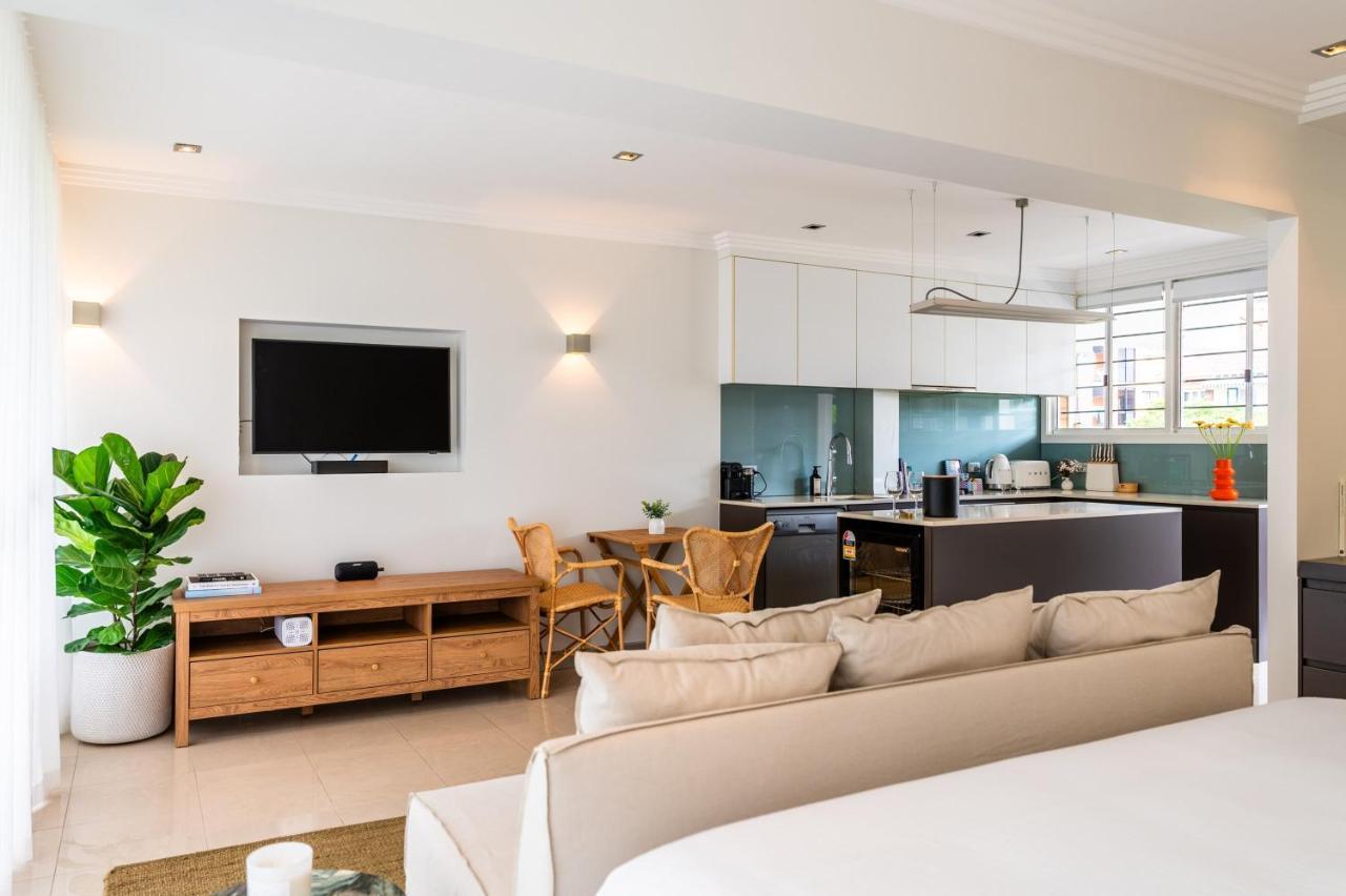 Apartment Riverside Studio With Parking Brisbane