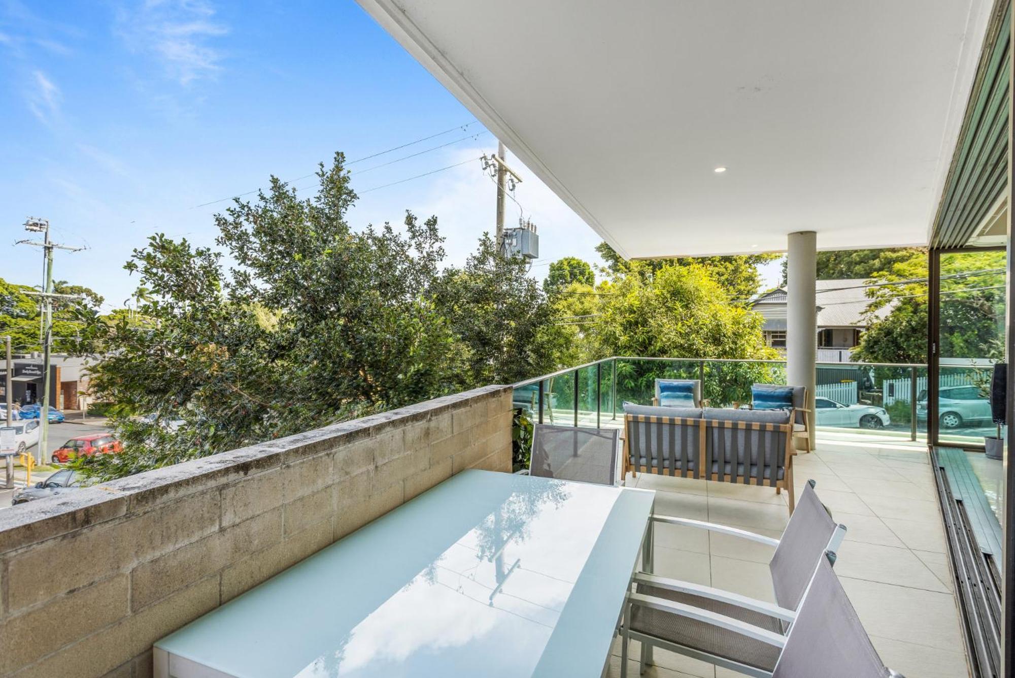 Apartment Spacious And Superb 3-bed