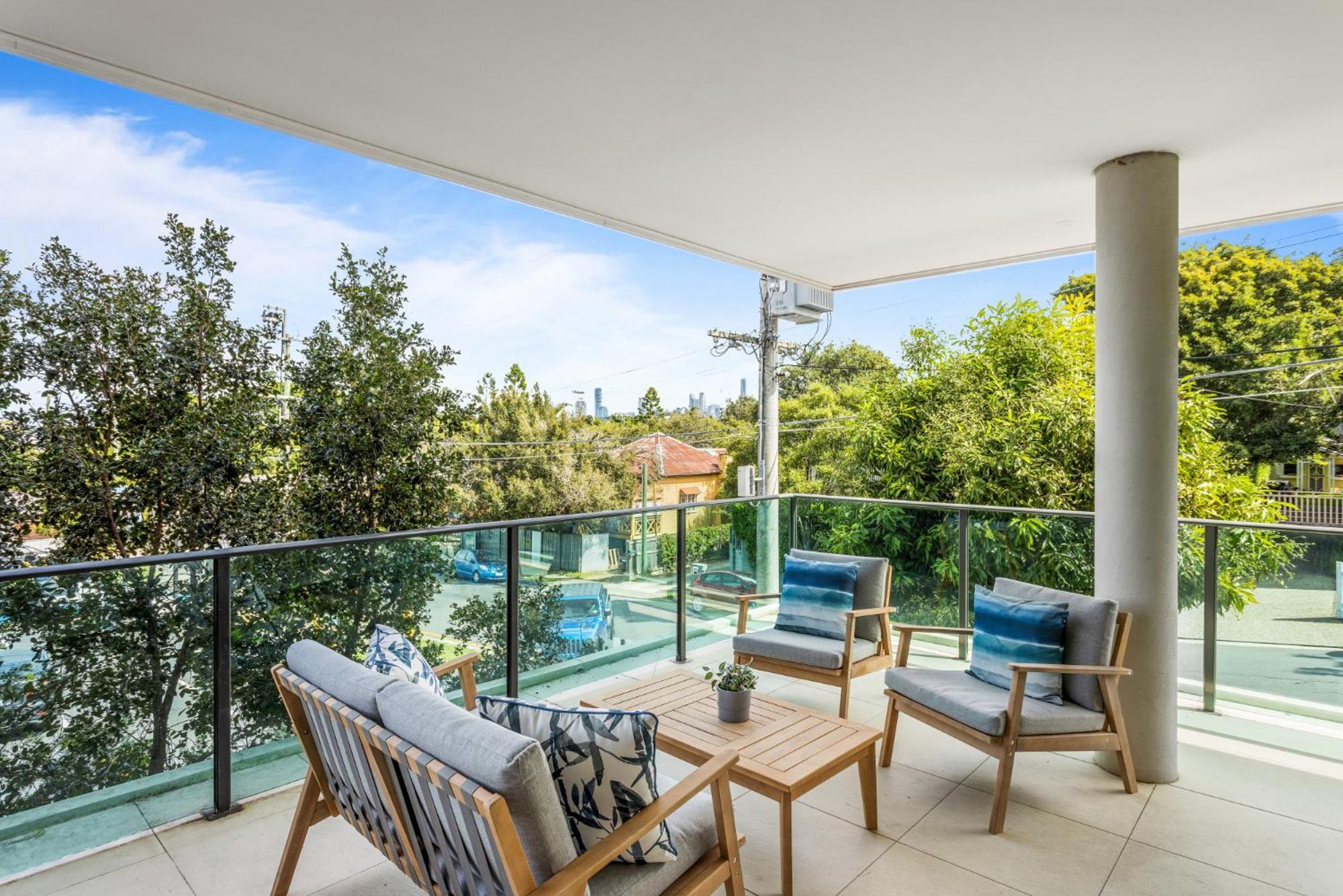 Spacious And Superb 3-bed Apartment Brisbane