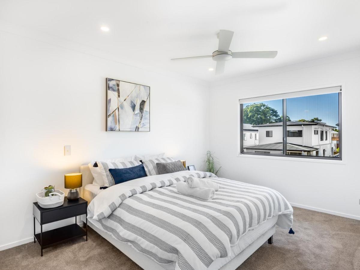 Holiday home 2024 Brand-new 5br Comfort House In Sunnybankhills Brisbane