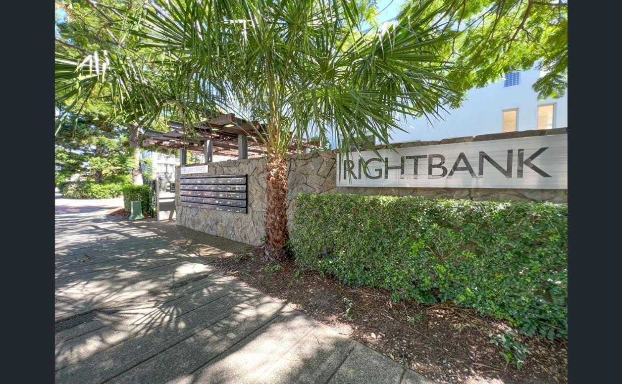 1br, Study + Patio & Pool *