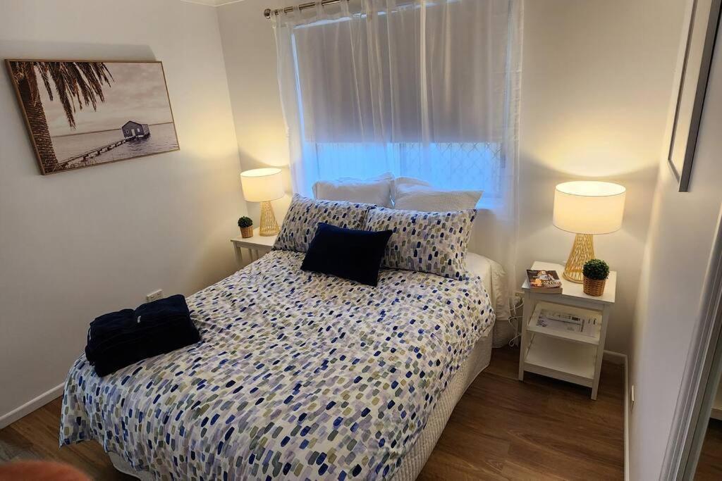 Holiday home Peaceful Getaway - Stylish, Newly Updated House