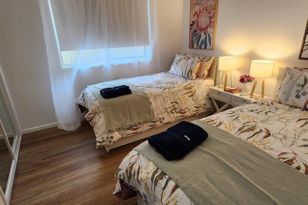 Peaceful Getaway - Stylish, Newly Updated House