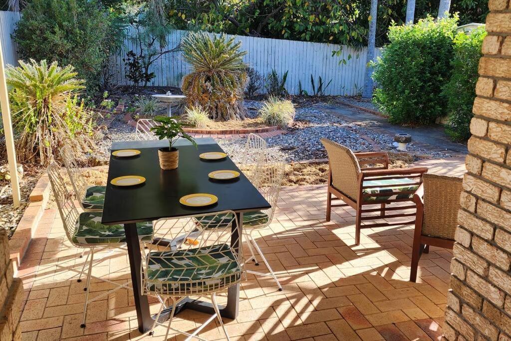 Holiday home Peaceful Getaway - Stylish, Newly Updated House