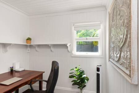 Pet-friendly Haven: Fast Wi-fi & Netflix Holiday home *