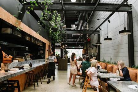 Holiday home Pet-friendly Haven: Fast Wi-fi & Netflix