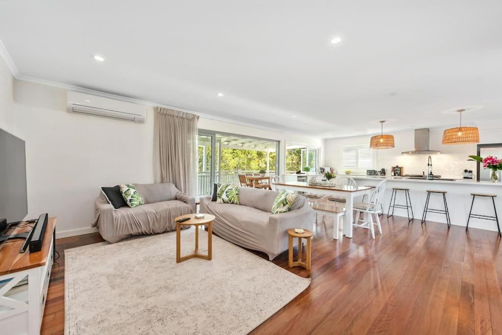 Holiday home A Family Affair ~ 4 Bed/2.5bath/pool ~ Morningside