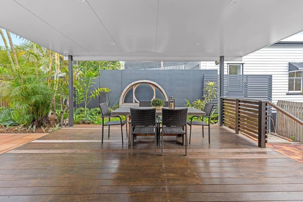 Casa de férias Contemporary Character! 3bed/1.5bath/1car~new Farm Brisbane